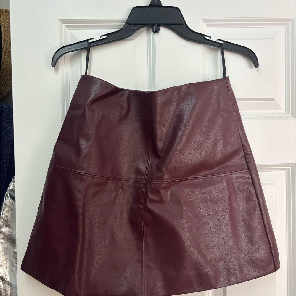Commense Deep Red Leather Mini Skirt